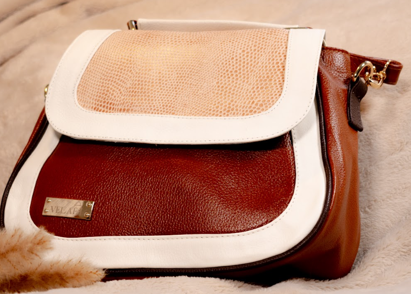 Bolso color café/caramelo